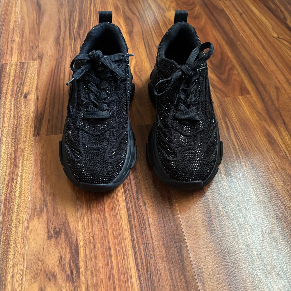 Steve Madden Black Chunky Knit Sneakers